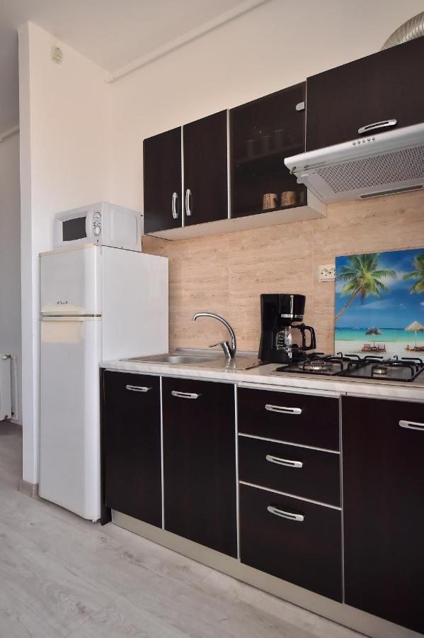Apartment Summerland مامايا المظهر الخارجي الصورة