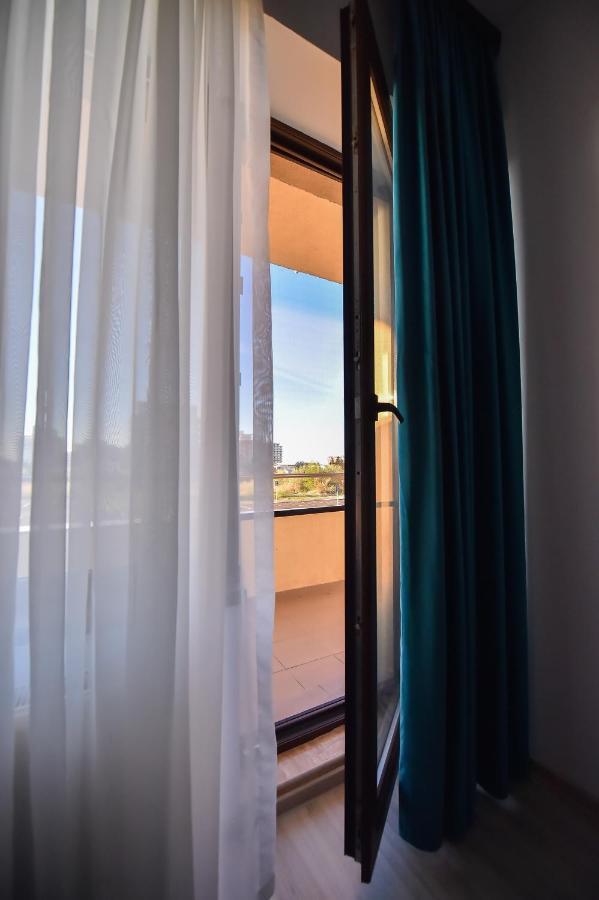 Apartment Summerland مامايا المظهر الخارجي الصورة